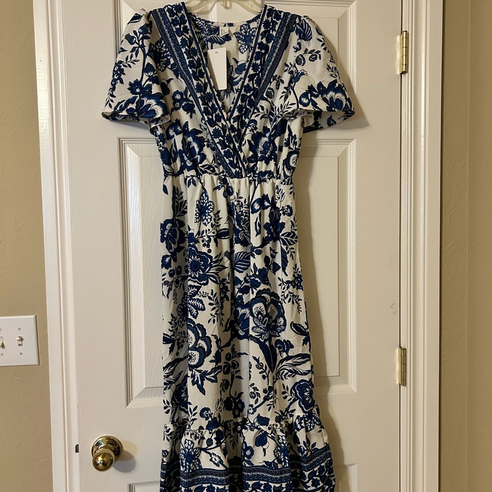 Women’s spring dress
